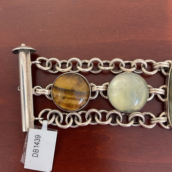 Echo of the Dreamer Sterling and Stone Bracelet - Picture 3 of 11